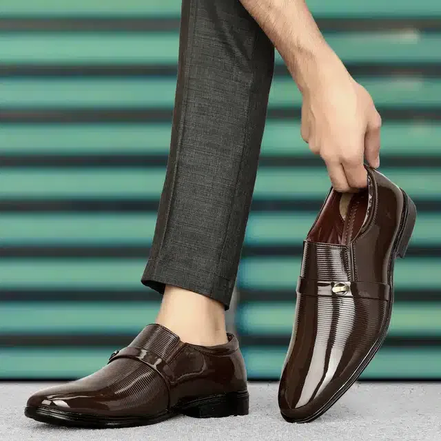 Loafers for Men (Brown, 7)
