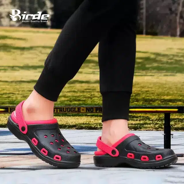 Lightweight Clogs for Men (Black, 9)