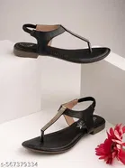 Shoetopia Girls Black T-Strap Flats Size 5.0