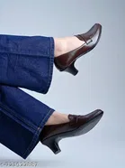 Shoetopia Solid Heel Sandals 