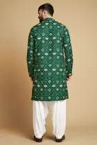Cotton Blend Self-Design Kurta for Men, Bottle Green 