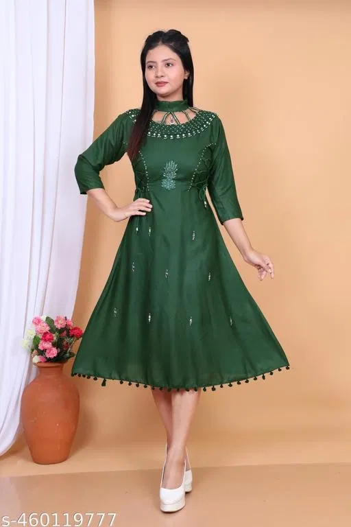 Stylish Neck One Piece for Women (Green, L)