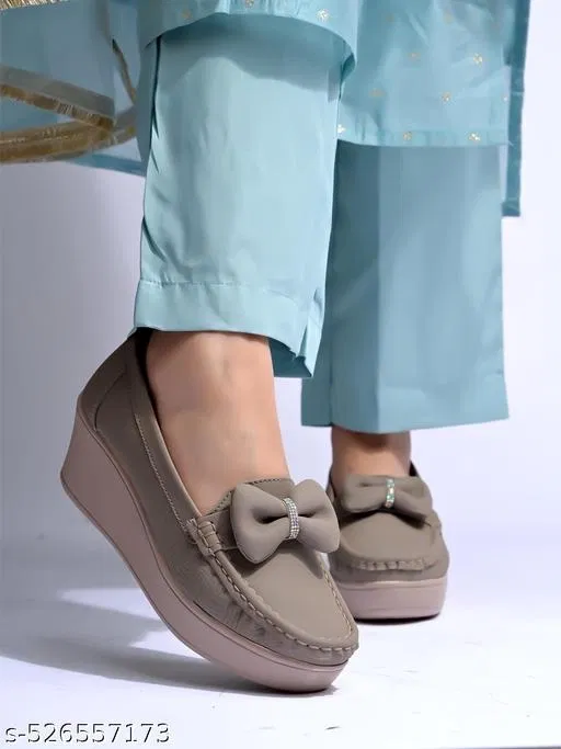 Solid Synthetic Loafers for Women (Grey, IND-3)
