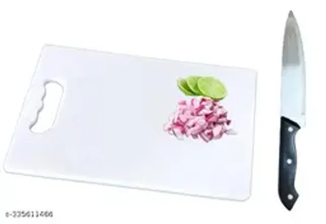 Plastic Chopping Board with Knife (Multicolor, of 1)