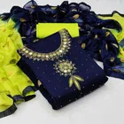 वीमेन अन्स्टिचड ड्रेस मटेरियल सूट 