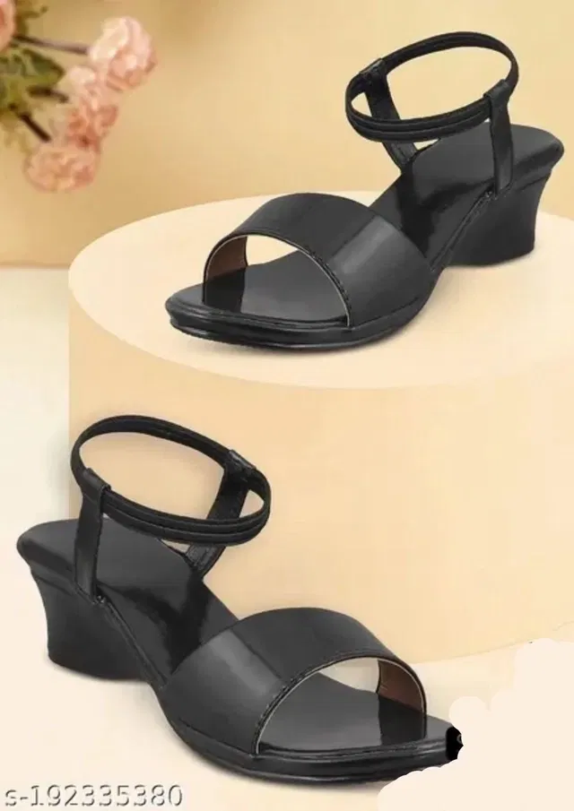 Shipee Women Heel (Black, 4)