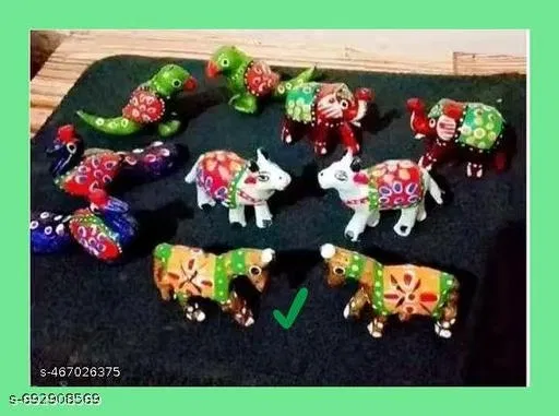 Laddu Gopal Showpiece (Plastic, Multi)