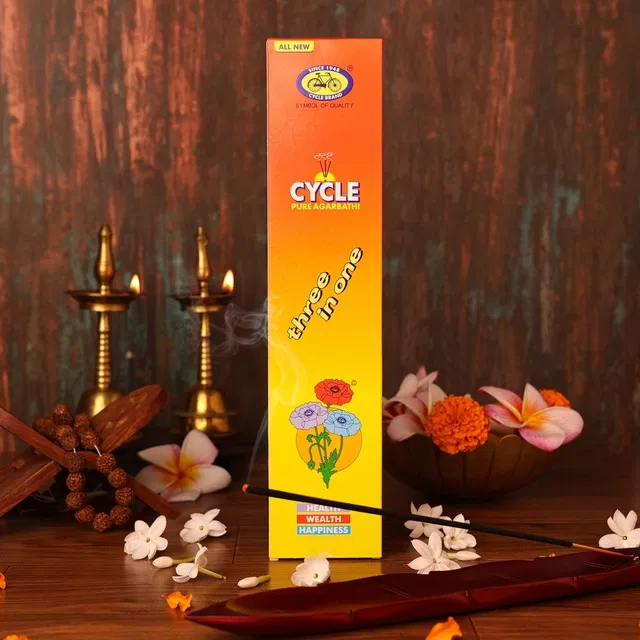 सायकल प्योर थ्री इन वन अगरबत्ती, 100 g