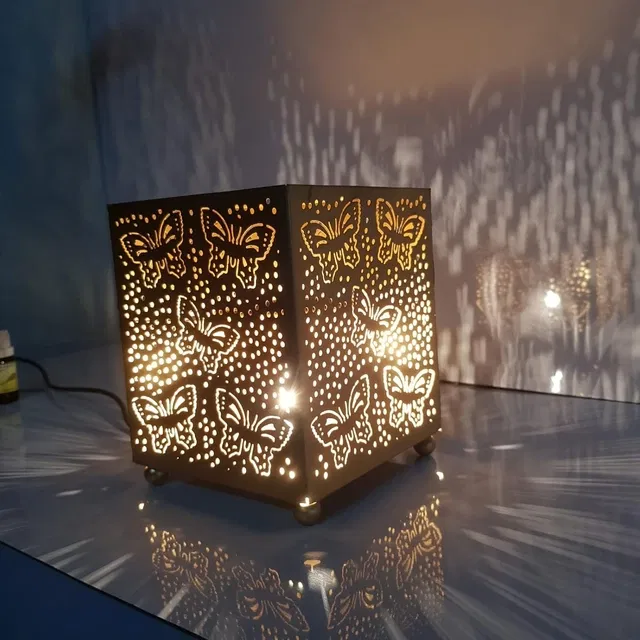 Metal Decorative Electric Moroccan-Style Oil Burner with Oil (10 ml) (Gold, Set of 1)