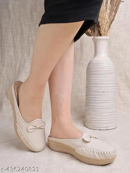 Solid Synthetic Loafers for Girls (Cream, 4)