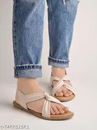 Shoetopia Flat Cream Size 8.0