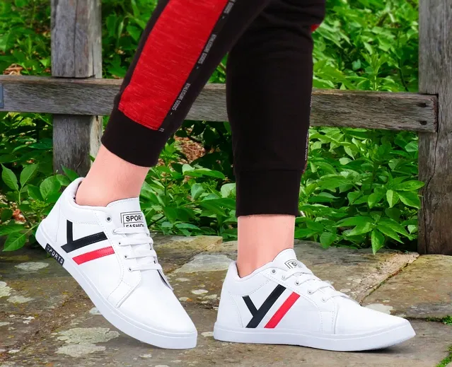 Sports Shoes for Men (White, 6)