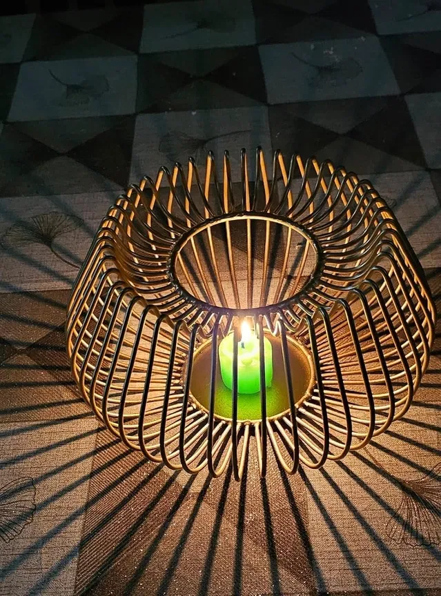 Metal Decorative Moroccan-Style Candle Holder (Black, Pack of 1)