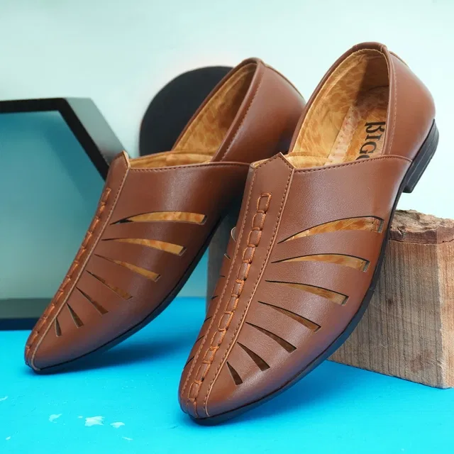 Sandals for Men (Tan, 9)