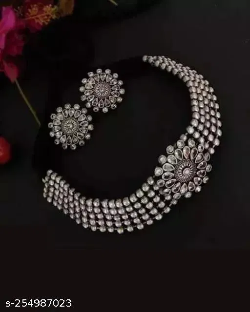 Fashionable Stone Jewellery Set