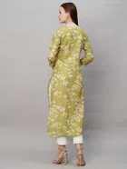 Women Embroidered Cotton Blend Straight Kurta 