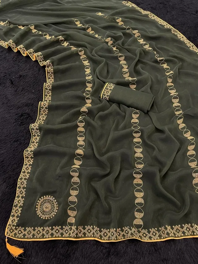 Crepe Solid Saree for Women (Green, 6.3 m)