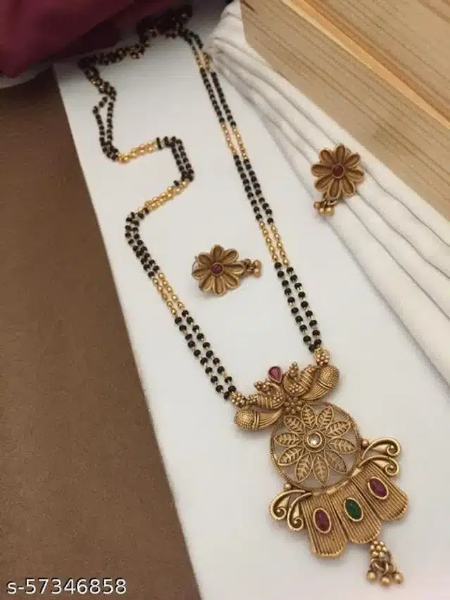 Mangalsutra with Earrings for Women (Gold, Set of 1)