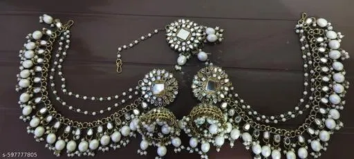 DIVA FANCY EARRINGS