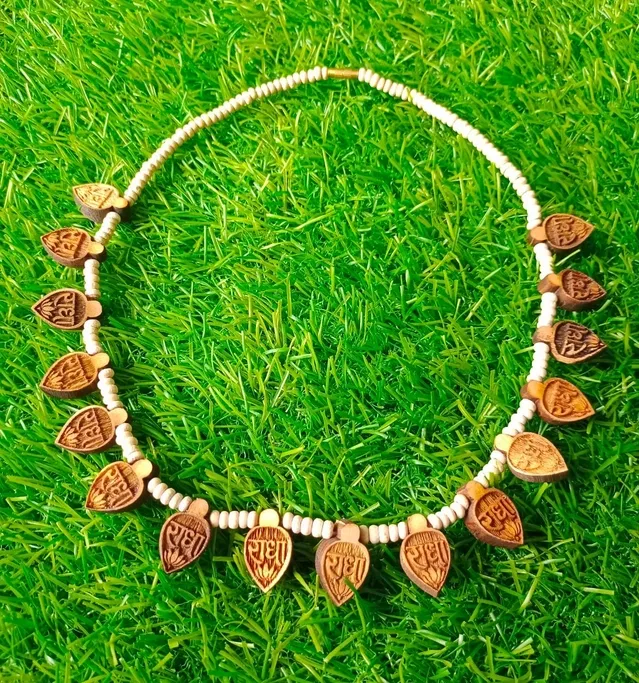 Heart Shape Leaf Radha Tulsi Kanthi Mala