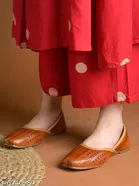 Shoetopia Brown Printed Punjabi Jutti 