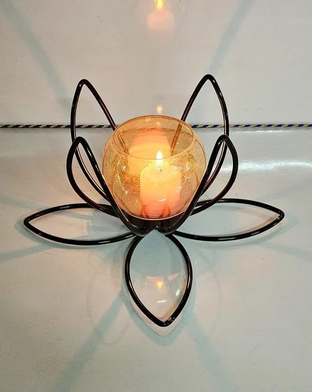 Metal Decorative Moroccan-Style Candle Holder (Black, Pack of 1)