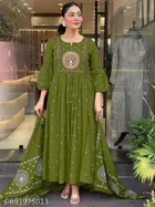 Embroidered Bamboo Kurta Set for Women 