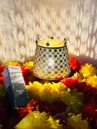 Metal Decorative Electric Moroccan-Style Oil Burner with Oil 